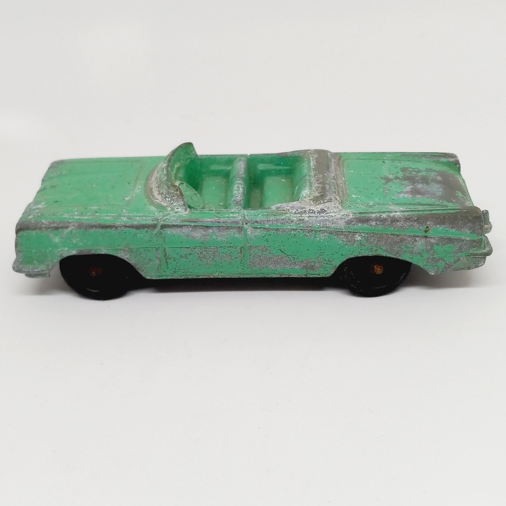 Vintage 1959 Tootsie Toy Die Cast Oldsmobile Toy Car